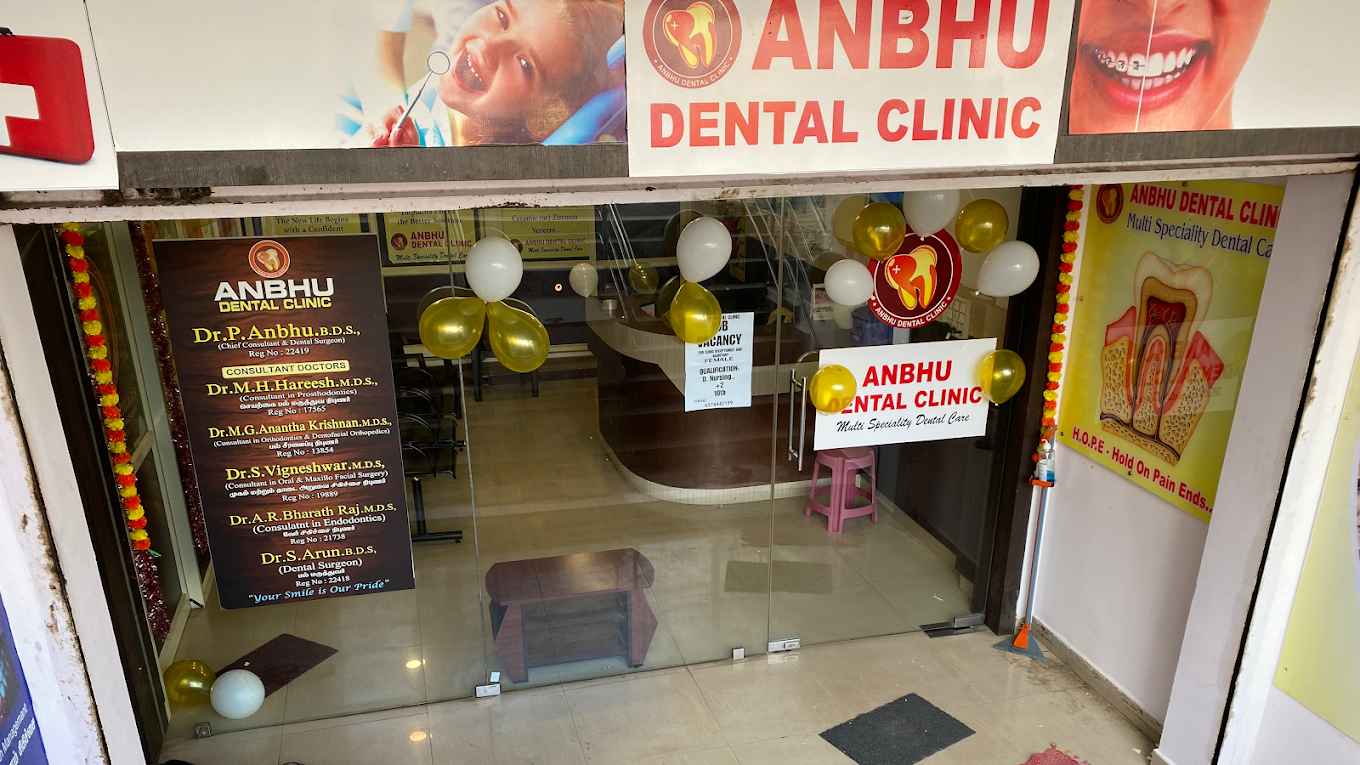 Anbhu Dental Clinic entrance